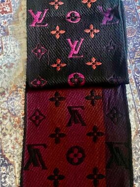 New Monogram Gradient Scarf in Black and Burgundy